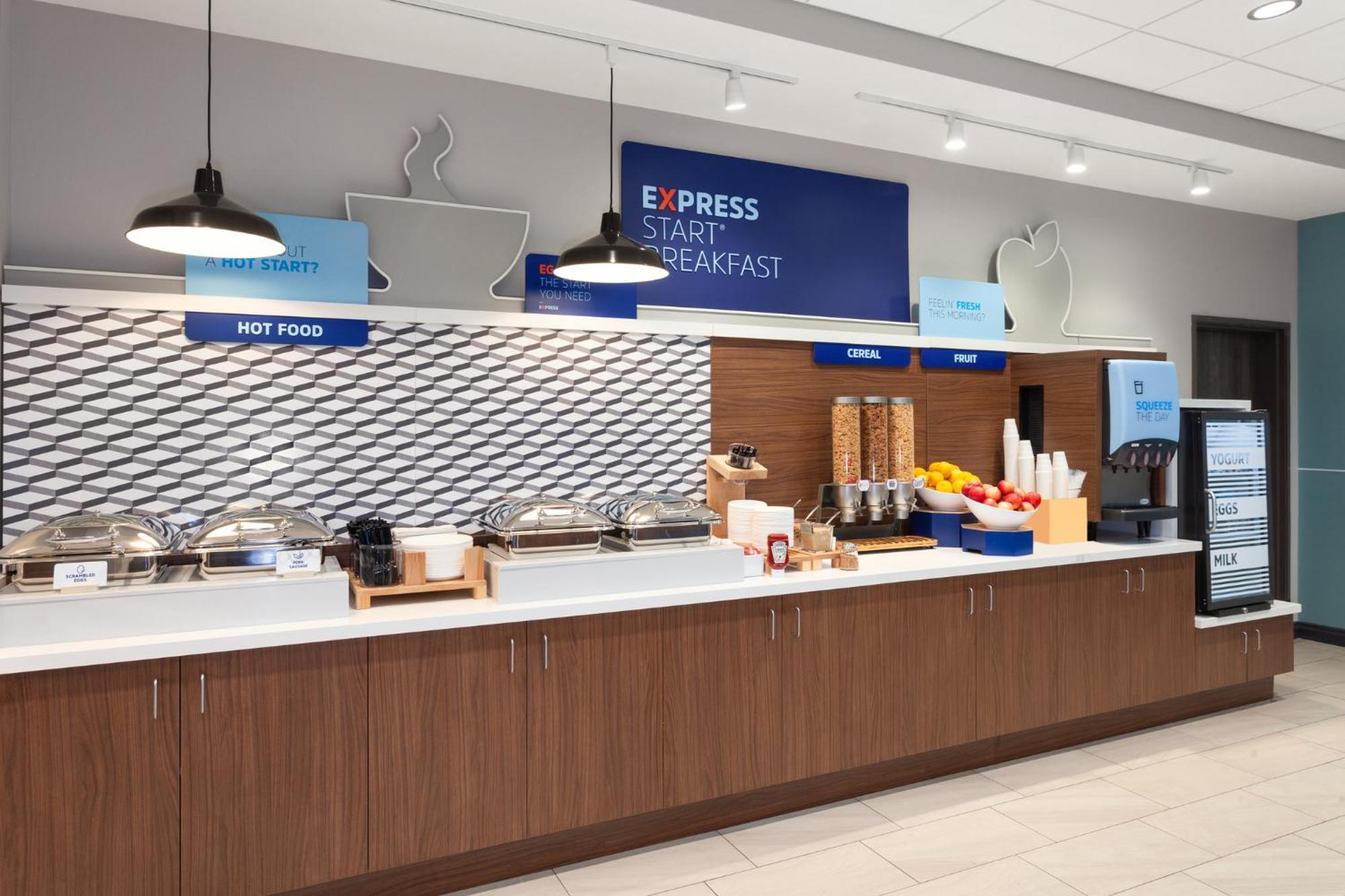 Holiday Inn Express & Suites Reedsburg - Dells Area By Ihg Eksteriør bilde